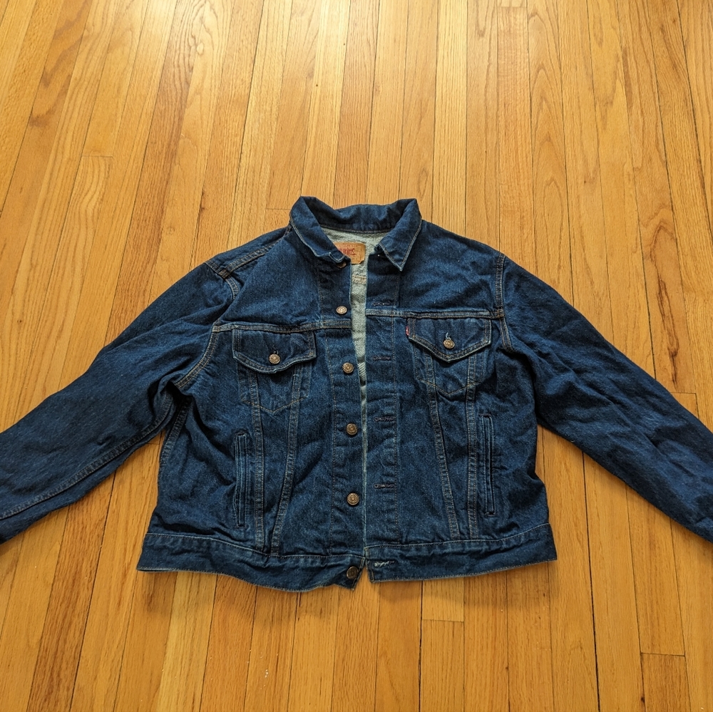 Vintage Levis denim jacket 46r